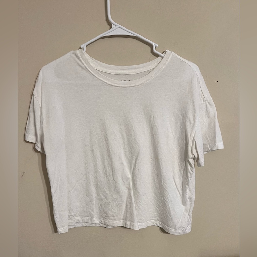Old Navy Cropped Tee